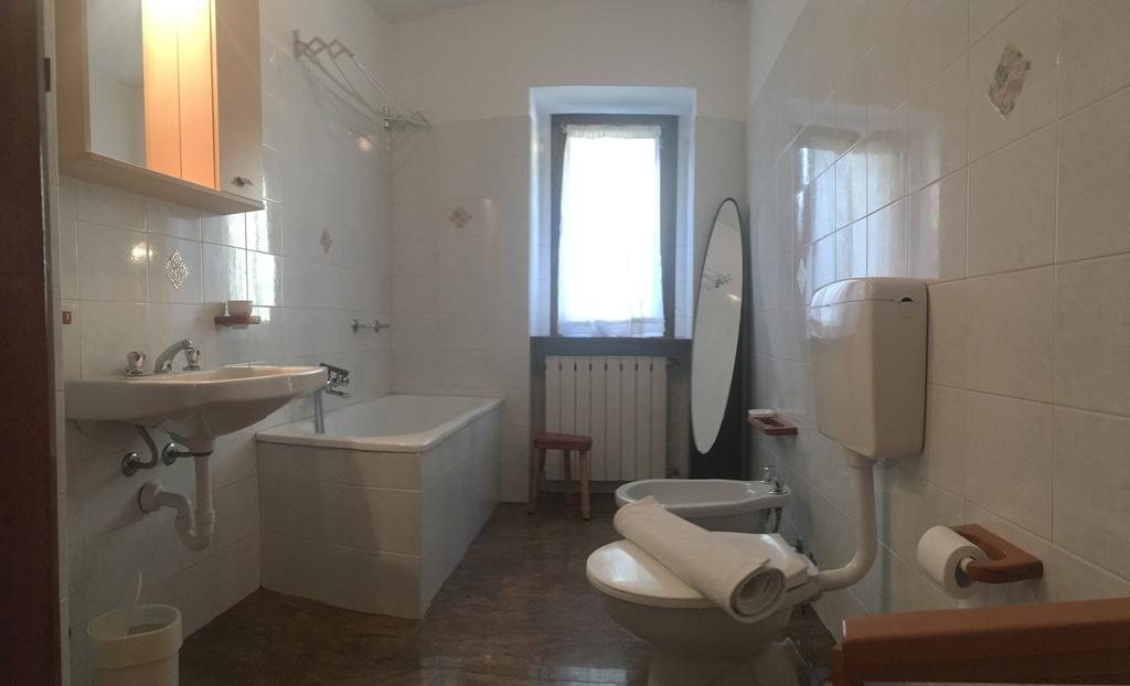 Agriturismo La Grange Pont-Saint-Martin Habitación foto